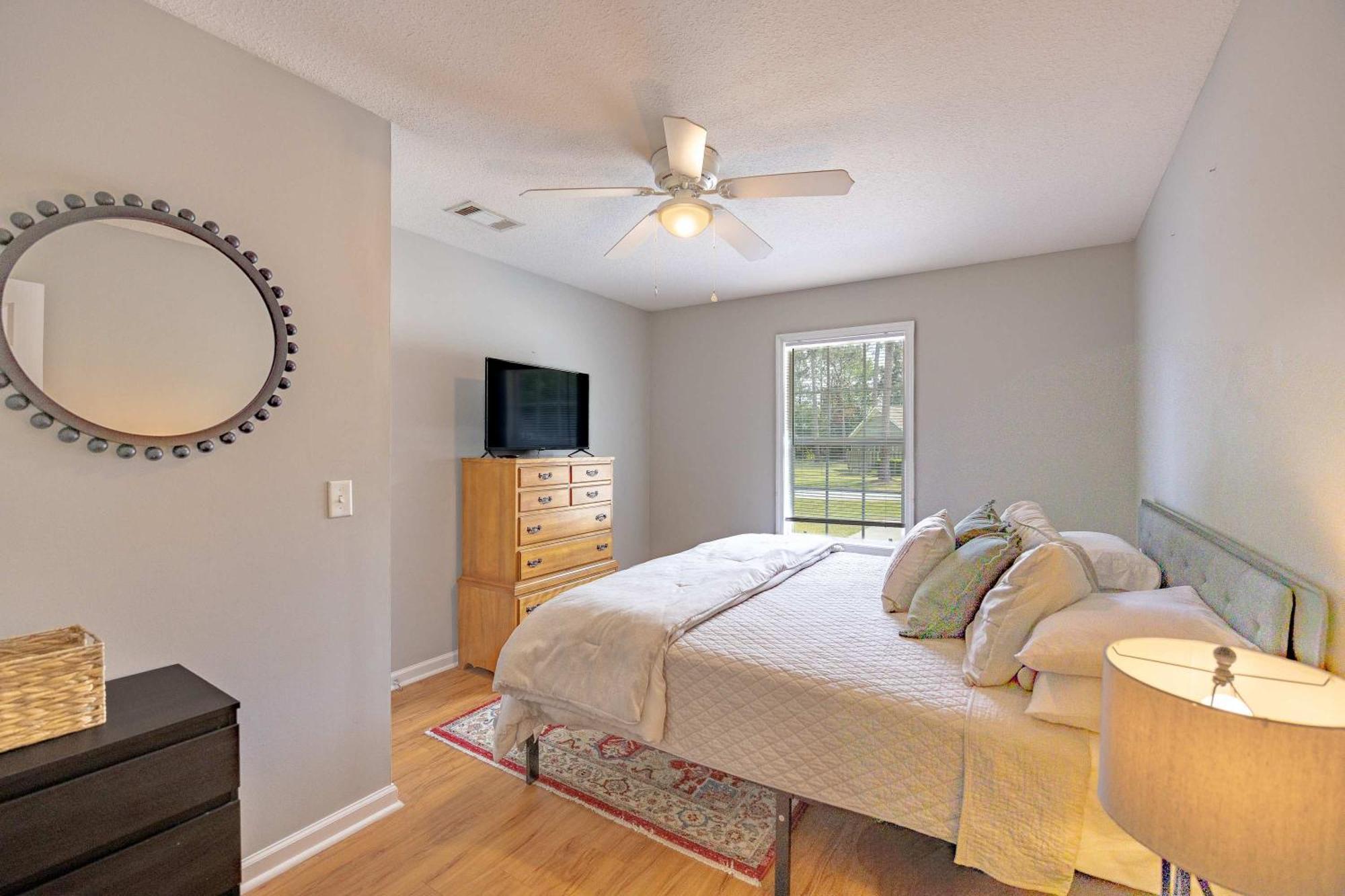 Charming Gray Home- 5 Mins From Gsu! Стейтсборо Экстерьер фото